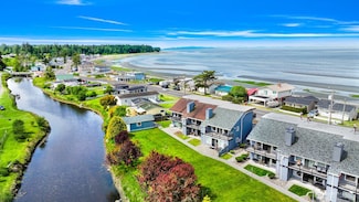 7530 Birch Bay Dr Unit 210, Blaine, WA 98230