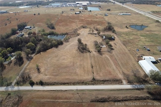 10160 Creager Rd, Beggs, OK 74421