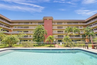 5300 Washington St Unit R102, Hollywood, FL 33021