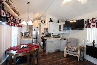 475 Thrush Dr Unit 59, Big Bear Lake, CA 92315