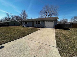 404 N Lily Ln Unit 1, Auburn, IL 62615