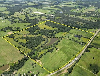 10271 Farm To Market 111, Dime Box, TX 77853