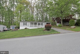 319 Maple Ave, Manheim, PA 17545