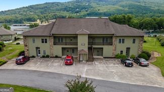 1724 Watercrest Unit G, Young Harris, GA 30582