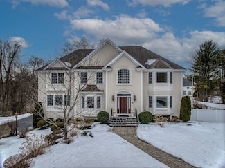 7 Skopelos Cir, Andover, MA 01810