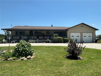 3028 Amsterdam Rd SE, Carrollton, OH 44615