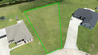 352 Galvez Ln, Houma, LA 70363