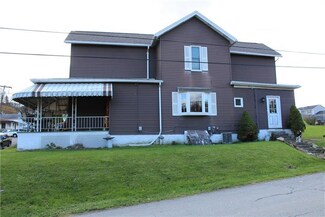 510 Maderia St, New Eagle, PA 15067