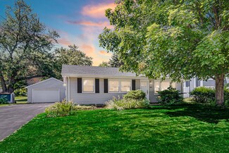 1009 71st St, Schererville, IN 46375