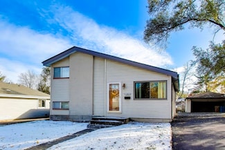 661 Easy St, Glendale Heights, IL 60139