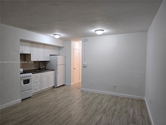 1140 71st St Unit 3, Miami Beach, FL 33141