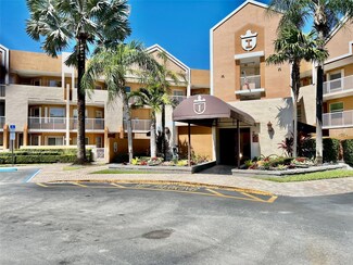 7421 Granville Dr Unit 111, Tamarac, FL 33321