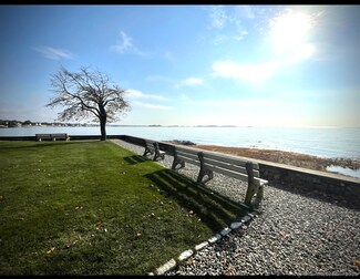 9 4th Ave, Branford, CT 06405