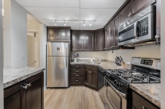 6710 Vernon Ave S Unit 113, Edina, MN 55436