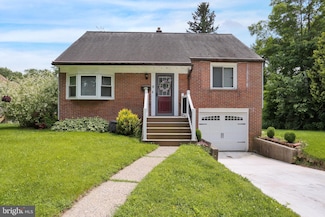 6 Darlin Dr, Reading, PA 19609