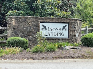 113 W Lake Blvd, Carrollton, GA 30116