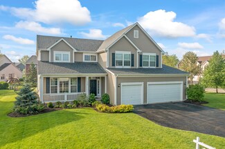 1779 Prairie Ridge Cir, Lindenhurst, IL 60046