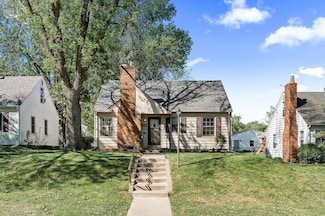 3669 Halifax Ave N, Robbinsdale, MN 55422