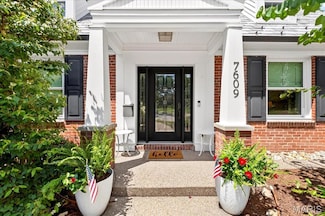 7609 Carswold Dr, Saint Louis, MO 63105