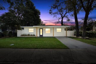 530 12th Ave N, Saint Petersburg, FL 33701