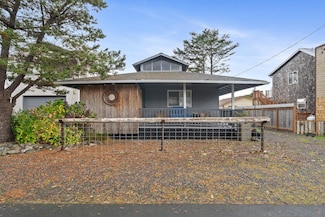 111 S Dolphin St, Rockaway Beach, OR 97136