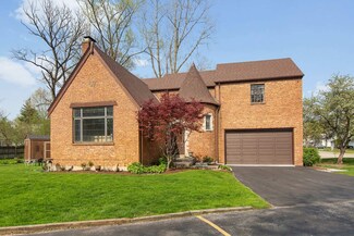 550 Smith Ave, Lake Bluff, IL 60044