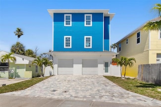 13117 4th St E, Madeira Beach, FL 33708