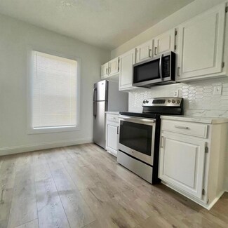 126 S Waterloo Ave, Lakeland, FL 33801