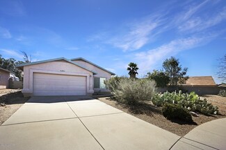 8824 E Fruit Tree Dr, Tucson, AZ 85730
