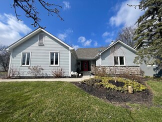 3250 Mizzenmast St, Maineville, OH 45039