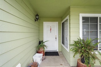 624 Lady Slipper Ln, Newman, CA 95360