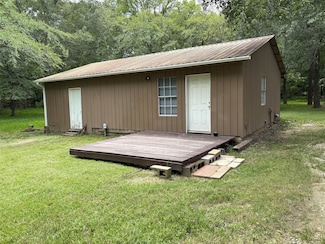 712 Shawnee, Montgomery, TX 77316