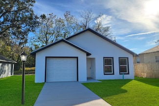 616 NW 2nd St, Ocala, FL 34475