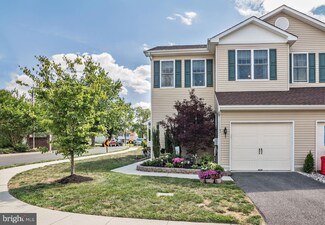 62 Shire Ct, Somerdale, NJ 08083