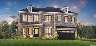 17 Sequoia Cir, Manhasset, NY 11030