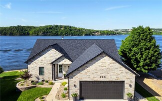 448 Heart Lane Point, Linn Creek, MO 65052