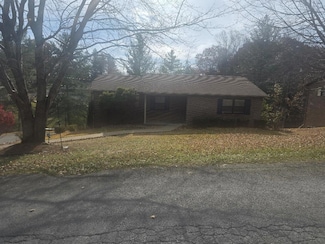 141 Magnolia St, Beckley, WV 25801