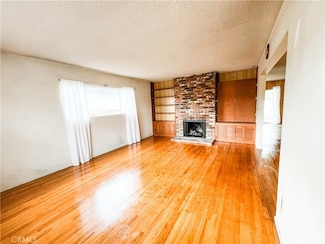 534 E Hoover Ave, Orange, CA 92867