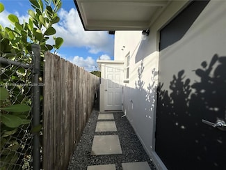 10521 SW 180th St Unit 10521, Miami, FL 33157