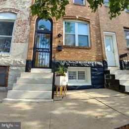 3 W 24th St, Baltimore, MD 21218