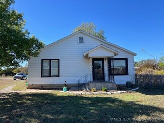 120 Quail Dr, Healdton, OK 73438