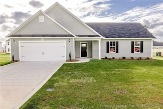 65 Dr, Parkton, NC 28371