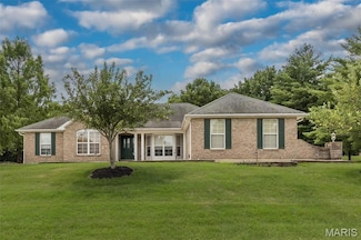885 Great Park Dr, Saint Charles, MO 63304