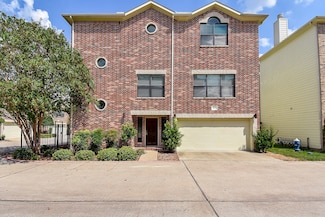 3626 Main Plaza Dr, Houston, TX 77025