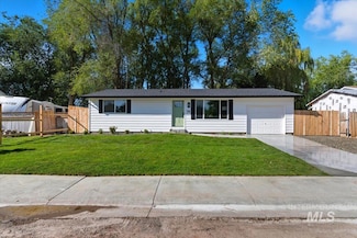 79 N 25th St, Nampa, ID 83687