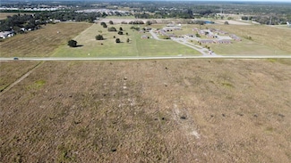 1405 Eo Douglas Ave, Sebring, FL 33870
