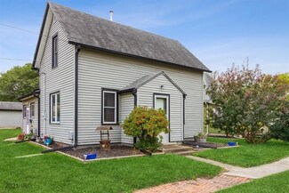 201 W State St, Colfax, IA 50054