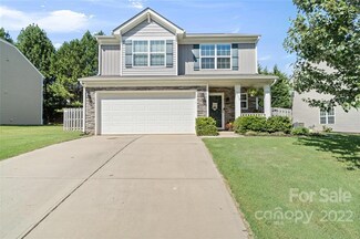 313 Augustus Ln, Mount Holly, NC 28120