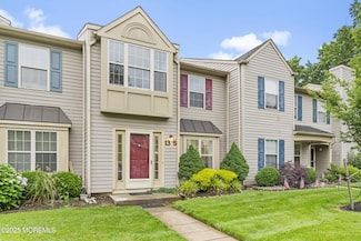 13 Stuart Dr Unit 5, Freehold, NJ 07728