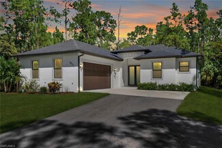 3833 8th Ave SE, Naples, FL 34117